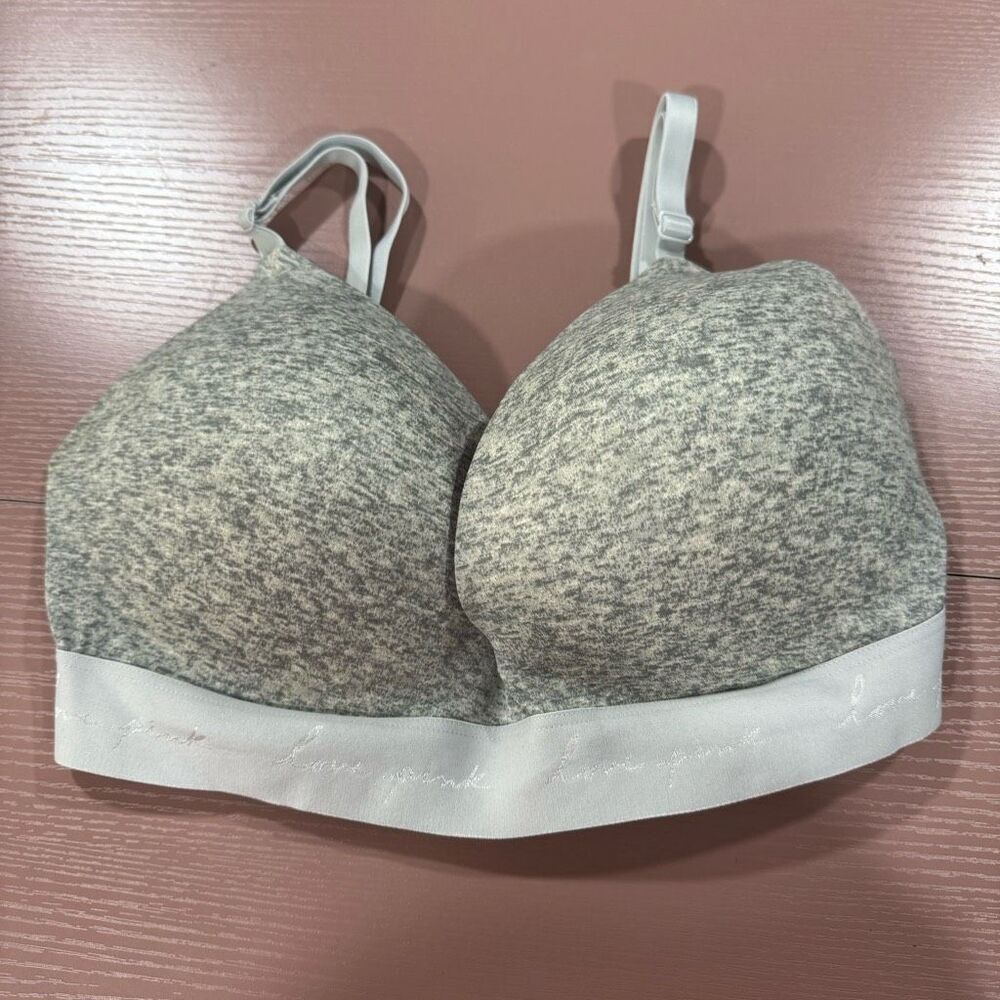 Victoria Secret PINK Wear Everywhere Wireless Push Up Bra